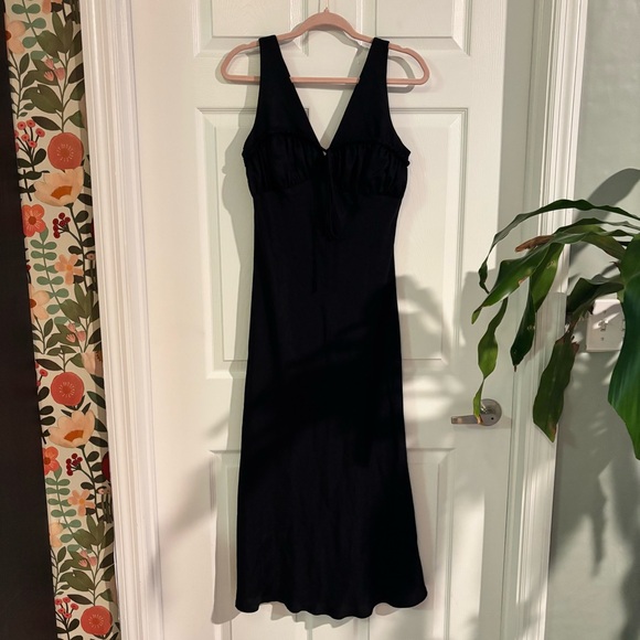 CIAO LUCIA CAROLINNE DRESS - BLACK SIZE MEDIUM - Picture 7 of 8